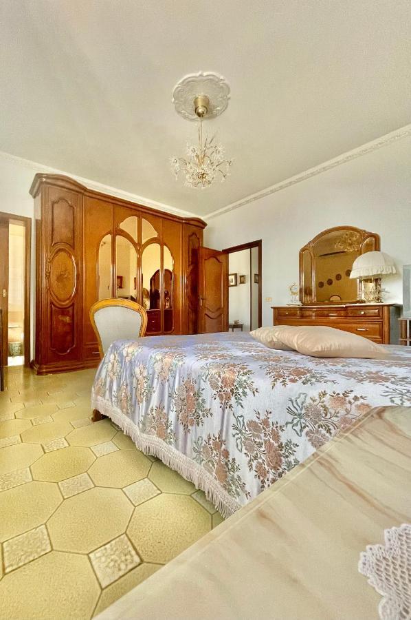 Claudia Castro (Lecce)